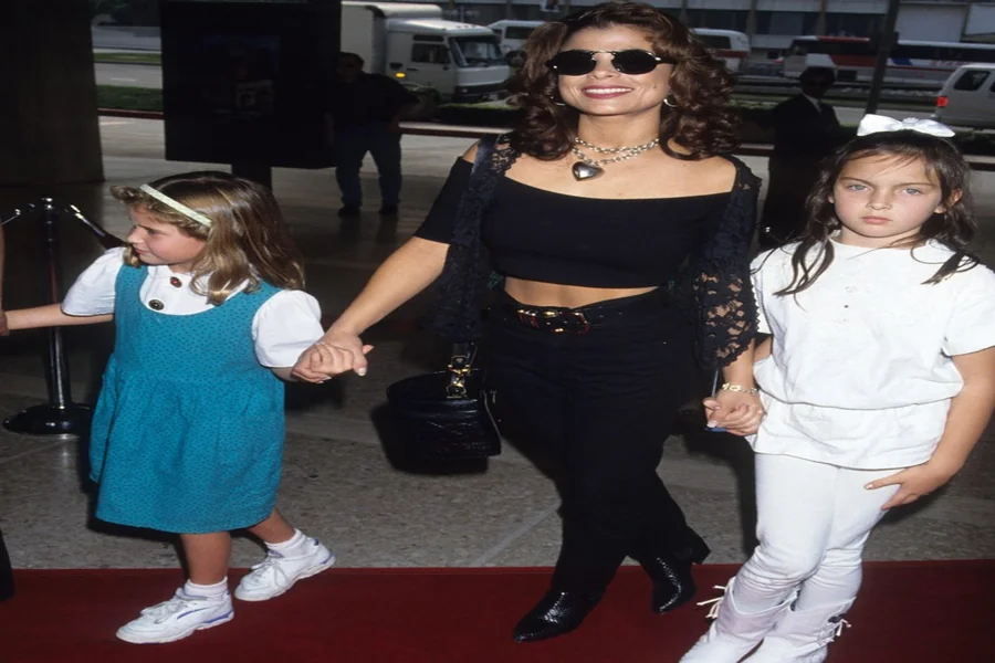 Does Paula Abdul Have Children