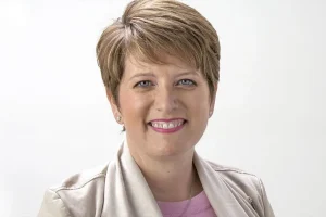 Angie Hicks Net Worth