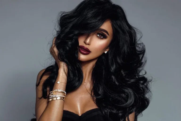 Lilly Ghalichi Net Worth