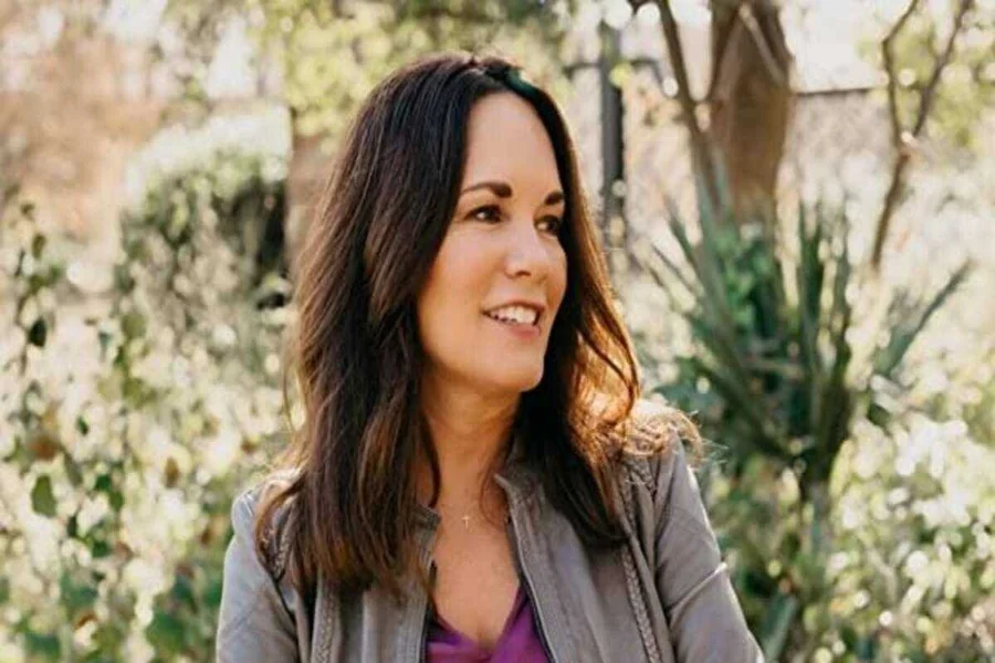 Beth Shuey